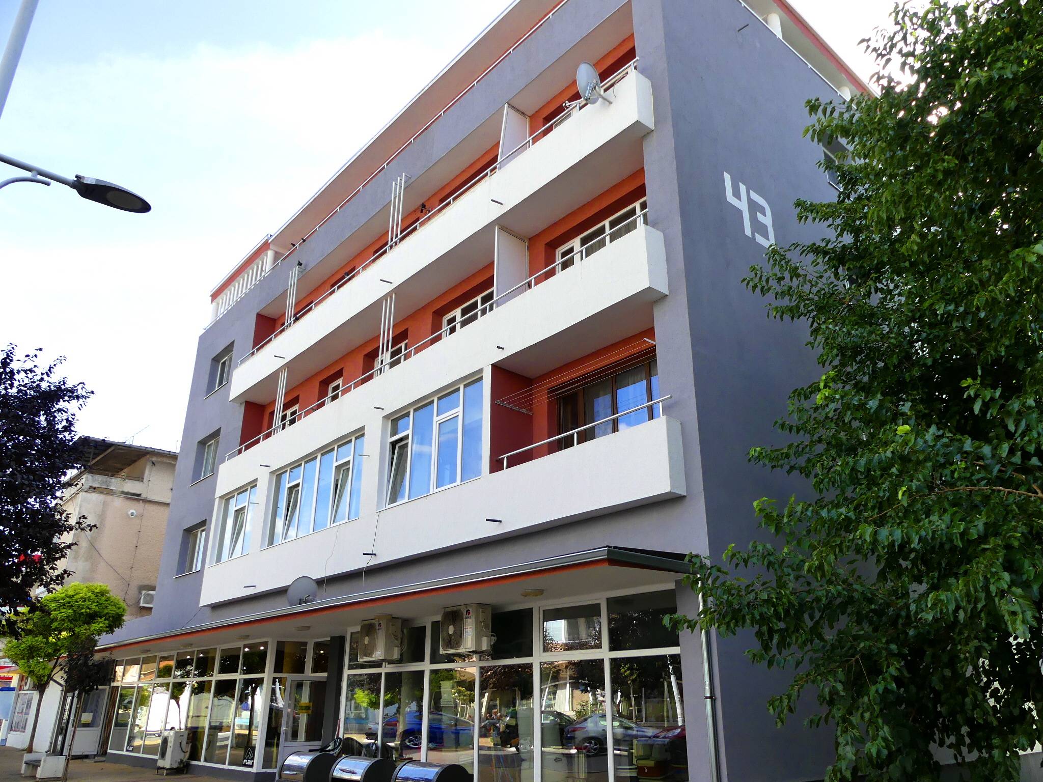  Саниран блок в Нова Загора 